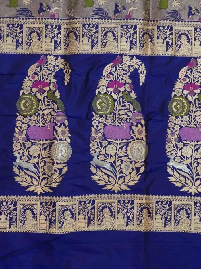 KashiFab Silver Grey Banarasi Silk Saree online - authentic Varanasi Banarasi silk saree - detail view 3