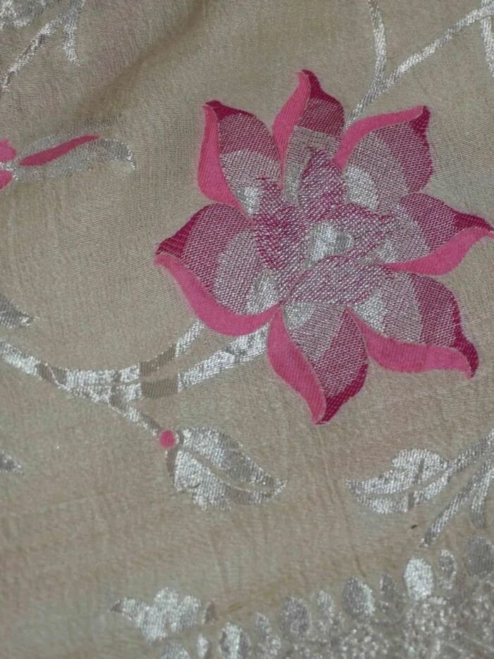 KashiFab Silver Grey Banarasi Silk Saree online - authentic Varanasi Banarasi silk saree - detail view 3