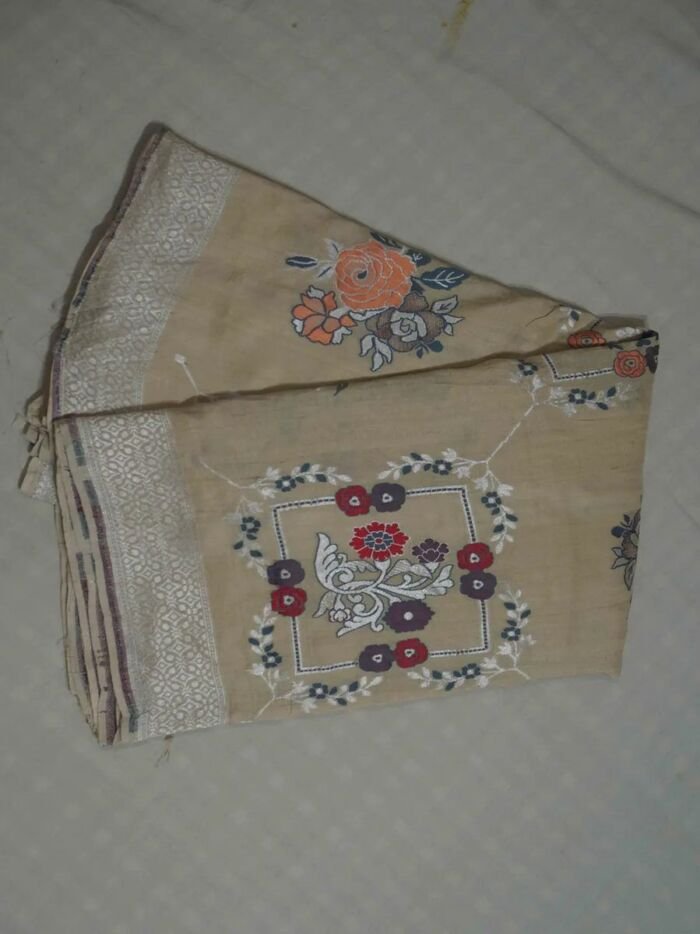 KashiFab Silver Grey Banarasi Silk Saree 6 KashiFab Silver Grey Banarasi Silk Saree online - authentic Varanasi Banarasi silk saree - detail view 6