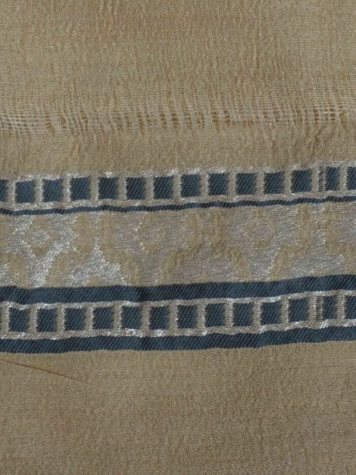 KashiFab Silver Grey Banarasi Silk Saree 8 KashiFab Silver Grey Banarasi Silk Saree online - authentic Varanasi Banarasi silk saree - detail view 8