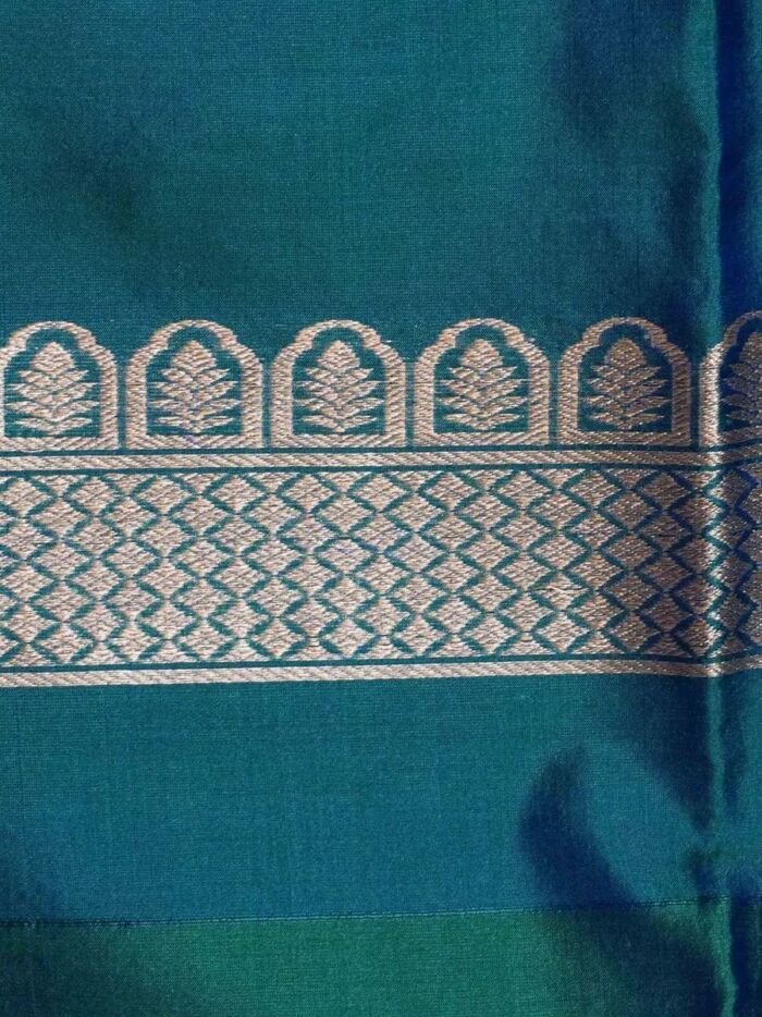 KashiFab Teal Banarasi Silk Coord Set online - authentic Varanasi Banarasi silk coord set - detail view 3