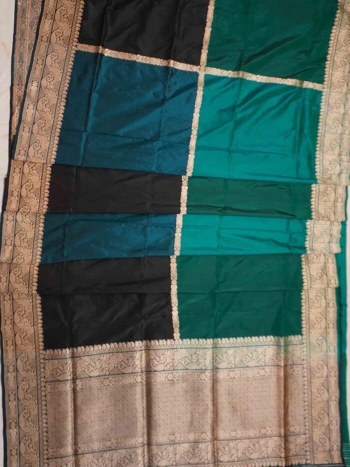 KashiFab Teal Banarasi Silk Saree online - authentic Varanasi Banarasi silk saree - detail view 3