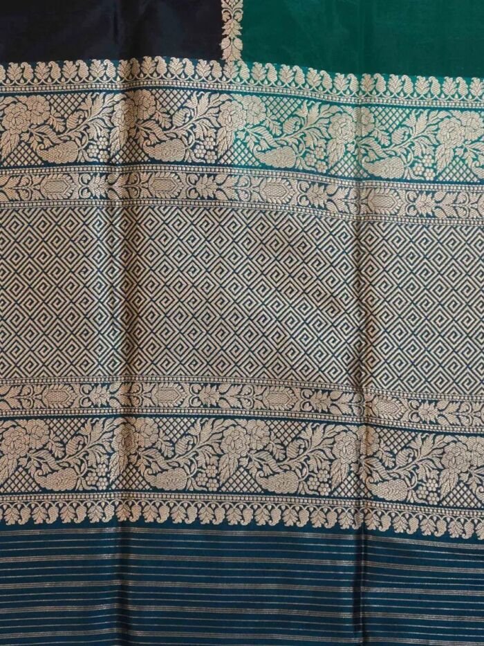 KashiFab Teal Banarasi Silk Saree online - authentic Varanasi Banarasi silk saree - detail view 4