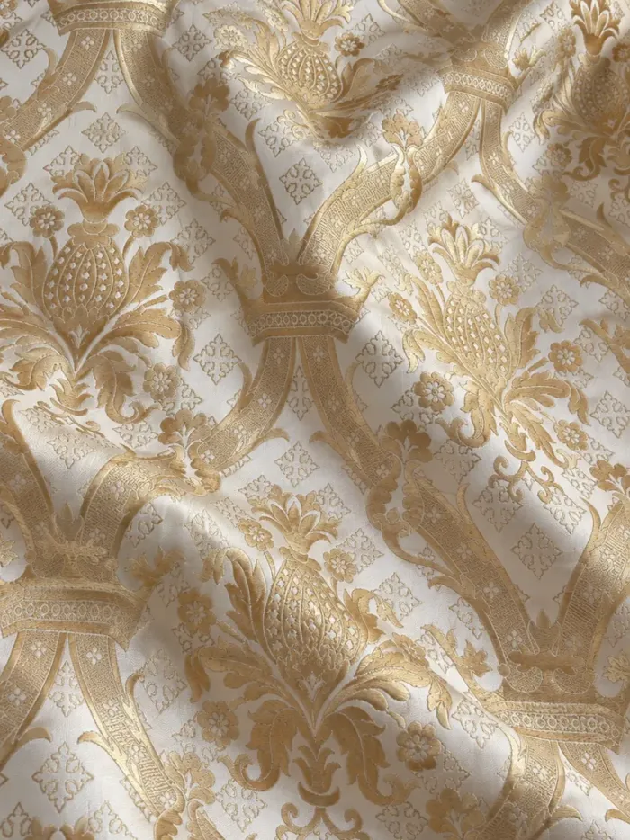 KashiFab CHO Tibetan Brocade - Ivory Ivory floral damask KashiFab CHO Tibetan Brocade - Ivory Ivory floral damask - KF-CHO #17262 Tibetan brocade Varanasi