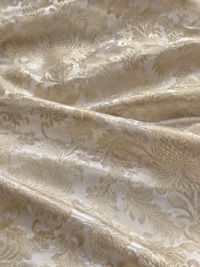 KashiFab CHO Tibetan Brocade - Ivory Soft ivory floral - KF-CHO #17277 Tibetan brocade Varanasi